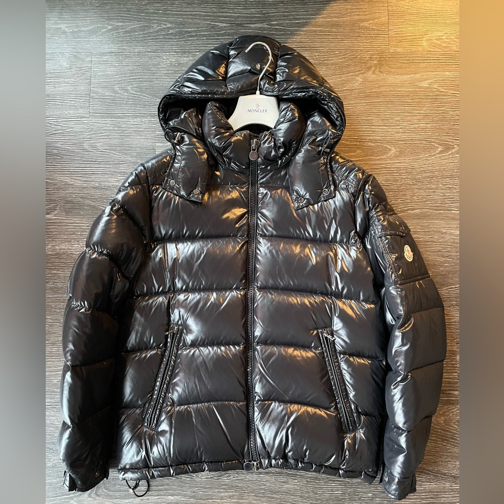 Moncler Black Puffer. Size 3.